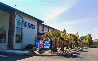 Motel 6 Cameron Park