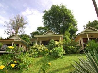 Hotel Arayaburi Resort