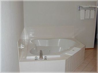 Motel Timberland Inn & Suites