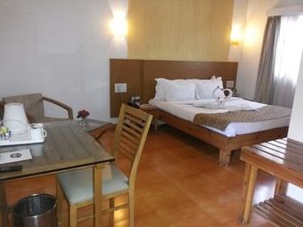 Hotel Cambay Sapphire