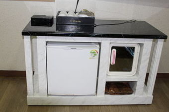 Hotel Breakfast At Tiffany's