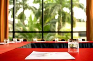 Hotel Le Meridien Ogeyi Place