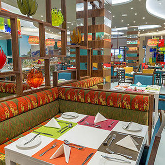 Hotel Peermont Metcourt At Thaba Moshate