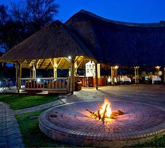 Hotel A'zambezi River Lodge