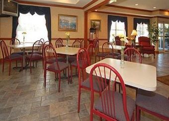 Hostal Quality Inn And Suites