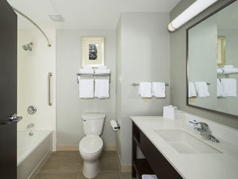 Hotel Holiday Inn Express & Suites Oklahoma City Dwtn - Bricktown