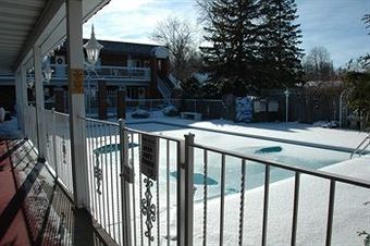 Hotel Lockport Inn & Suites