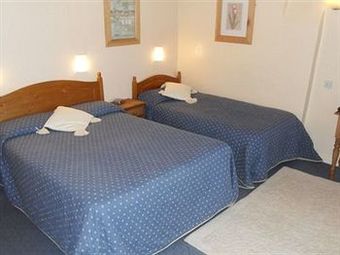 Hostal The Dodington Lodge Hotel