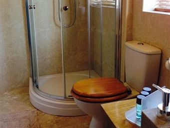 Bed & Breakfast Blue Ball