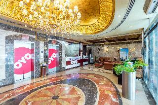Crystal Plaza Hotel