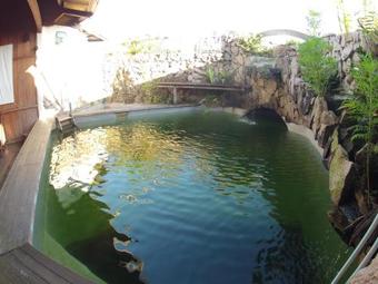 Hostal Bukit Raya Guesthouse