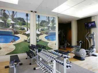 Suncoast Hotel And Towers