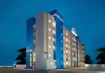 Hotel Hop Inn Trang