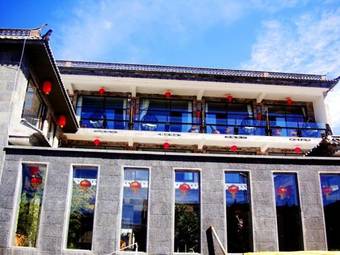 Shuanglang Jinduo Spring Hotel