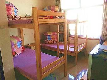 Tibetan Barley Youth Hostel