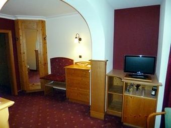 Wander- Und Aktivhotel Adam Br�u