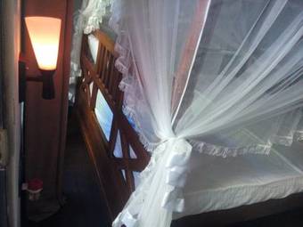 Posada Midigama Holiday Inn