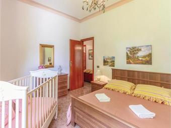 Holiday Home Villa Il Cedro 03