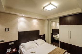 San Carlos Delicatessen Hotel