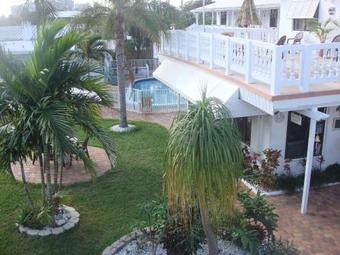 Motel Breakaway Inn Guest House