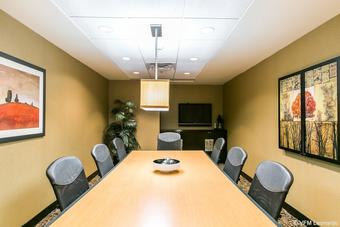 Cambria Hotel & Suites Indianapolis Airport