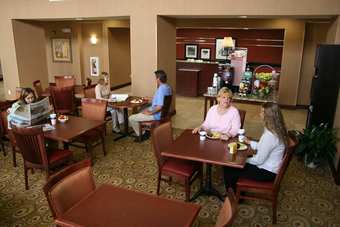 Hotel Hampton Inn And Suites Alexandria