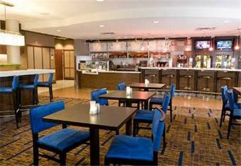 Hotel Courtyard Cincinnati North At Union Centre