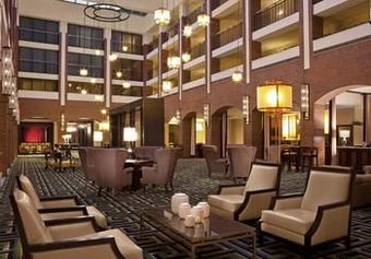 Sheraton Philadelphia Society Hill Hotel