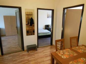 Apartm�n Ro??ava