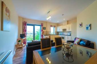 The Courtyard Apartments