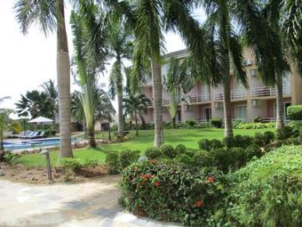 Hotel Tanga Beach Resort & Spa