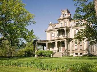 Garth Woodside Mansion Bed And Breakfast