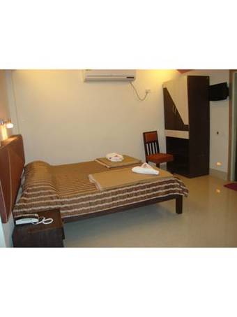 Hotel Vista Rooms At Goalghar