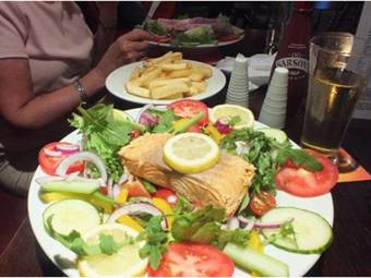 Posada The Crown Inn & Lodges