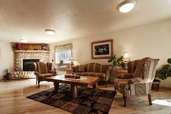 Hotel Columbine Inn And Suites