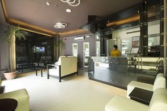 Lucky 9 Budget Hotel