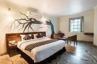 Hotel Oyo Premium Delhi Jaipur Highway