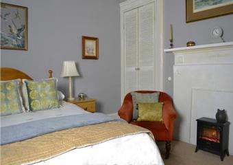 Hostal Maybank Guest House