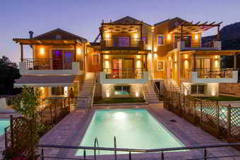 All Saints Villas -residences