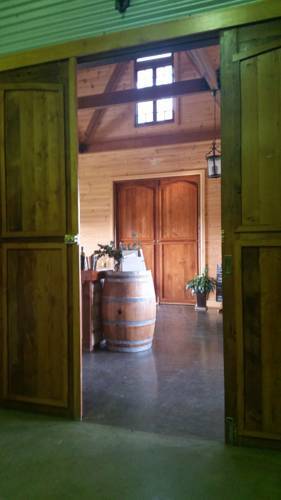 Broke Village Hideaway