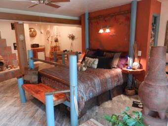 Wikiup Bed And Breakfast