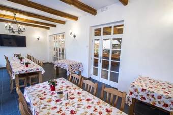 Posada Pivnice Ve Dvorci