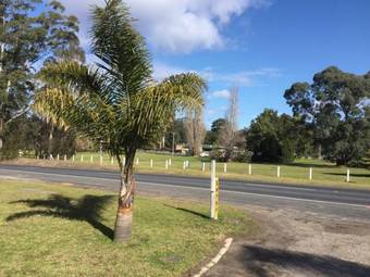 Eden Golf View Motel