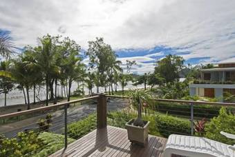 Reeflections Holiday Villas