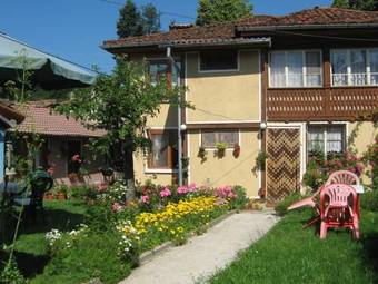 Hostal Guest House Bashtina Striaha