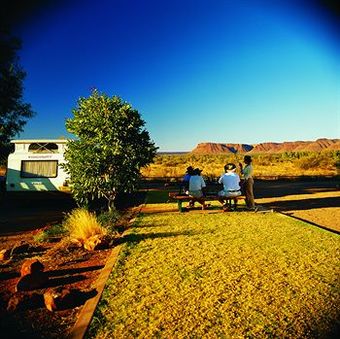 Hotel Kings Canyon Resort