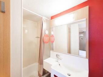 Hotel B&B H�tel Alencon Nord