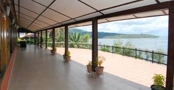 Hotel Megapode Resort