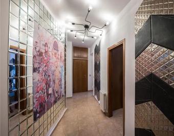 Luxury Central Apartment