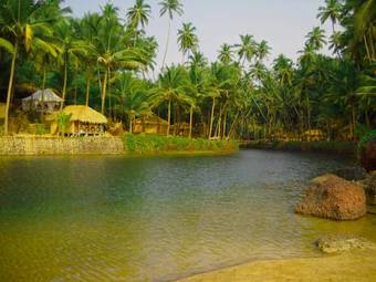 Hotel Krishna Paradise Beach Resort